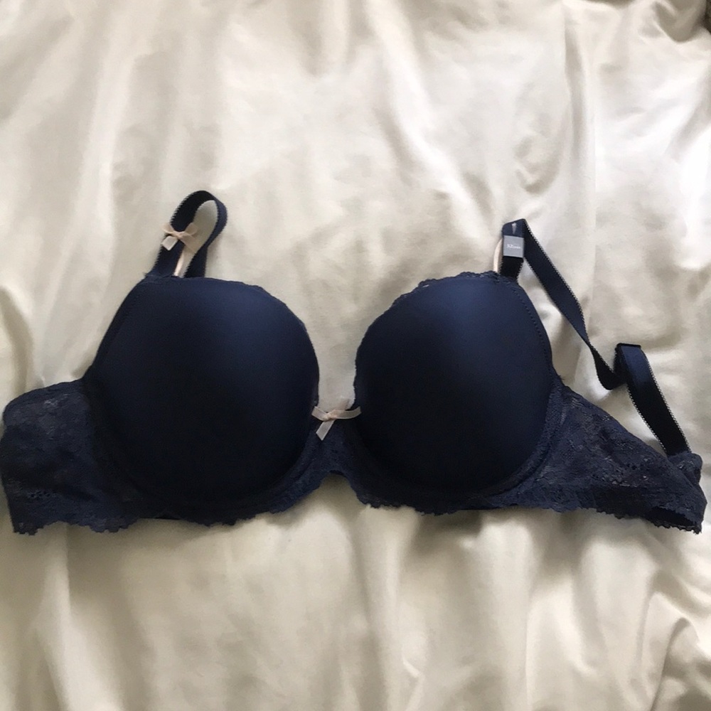 Victoria’s Secret bra